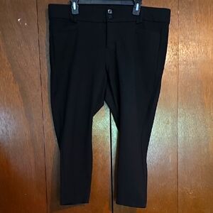 Torrid Studio Black Capri PANTS